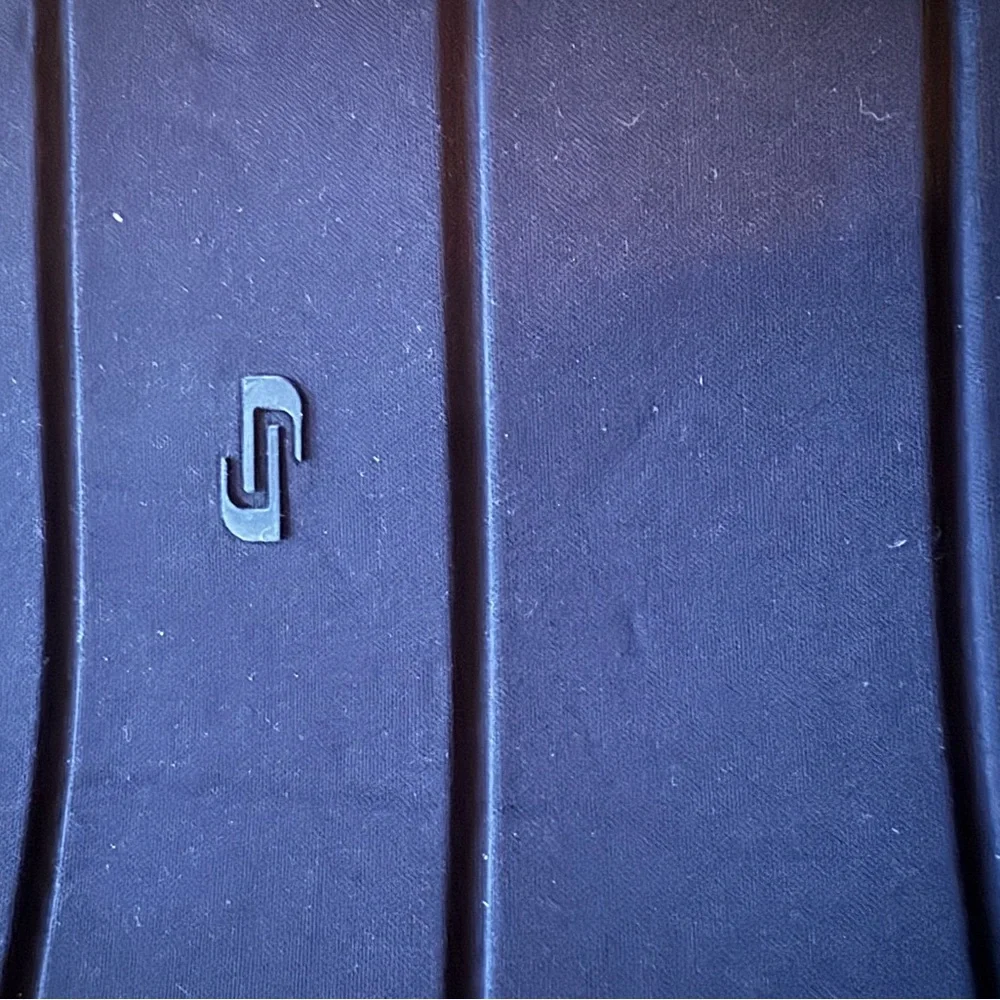 Solo Midnight Black Protective Sleeve for Laptops